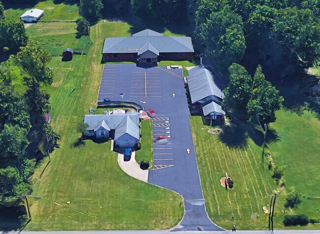 Plus de détails pour 11233 Lagrange Rd, Elyria, OH - Spécialité à vendre