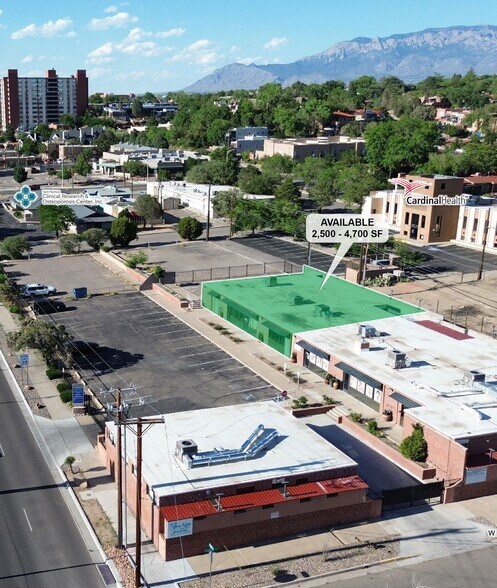 200 Oak St NE, Albuquerque, NM à louer - Photo du bâtiment - Image 2 de 7