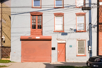 Plus de détails pour 32 Chambers St, Newburgh, NY - Flex à vendre