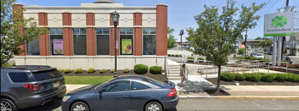 1304 Liberty Ave, Hillside, NJ à vendre - Photo du bâtiment - Image 2 de 2