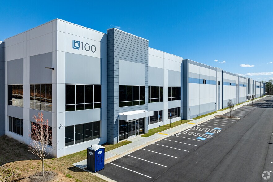 100 Lynch Rd, Lithia Springs, GA for lease - Building Photo - Image 1 of 9