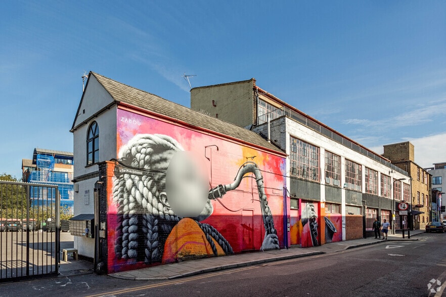 2-4 Orsman Rd, London for sale - Primary Photo - Image 1 of 2