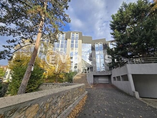 Plus de détails pour Bureau à louer