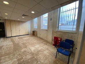 182-186 Washway Rd, Sale for lease Interior Photo- Image 2 of 3