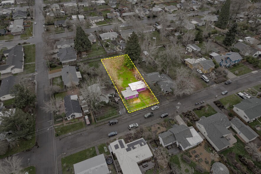 478 E 32nd Ave, Eugene, OR à vendre - Photo du bâtiment - Image 2 de 33