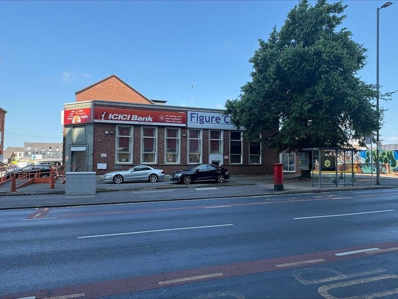 25-31 Cheetham Hill Rd, Manchester à vendre - Photo du bâtiment - Image 1 de 7