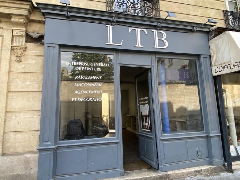 Rue Des Volontaires, Paris à louer - Photo du bâtiment - Image 3 de 5
