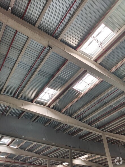 Industrial in Cabanillas del Campo, Guadalajara for lease - Building Photo - Image 3 of 9