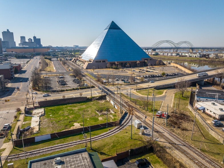463 N Front St, Memphis, TN for sale - Building Photo - Image 3 of 15