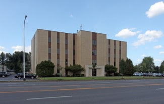 Plus de détails pour 2440 Sheridan Dr, Tonawanda, NY - Bureau à louer