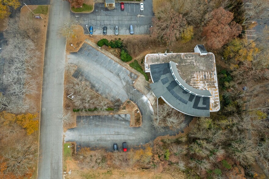125 Dillon Dr, Spartanburg, SC à vendre - Photo du bâtiment - Image 3 de 9