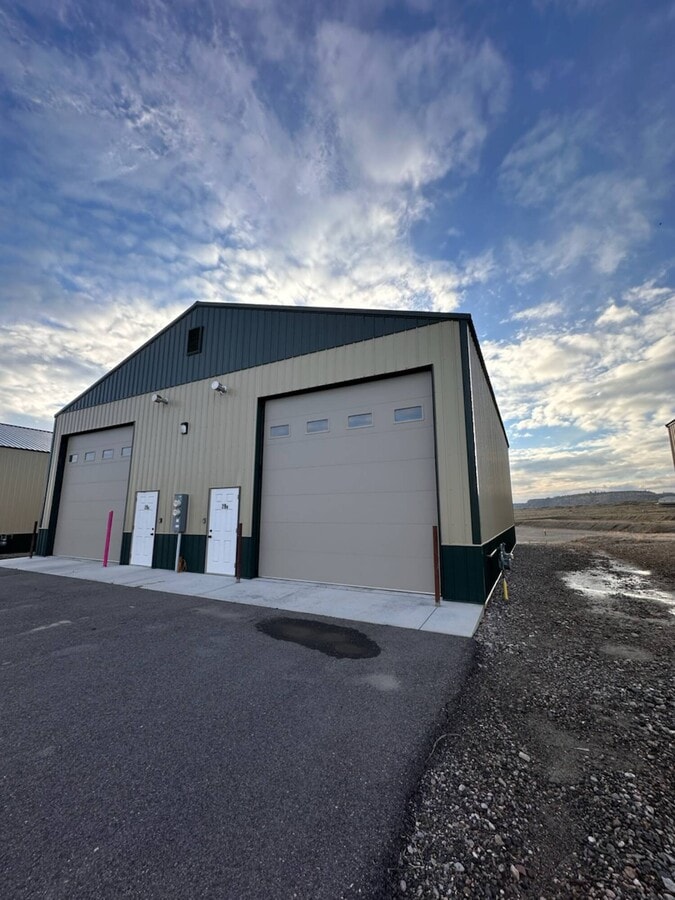 125 S 80th St W, Billings, MT 59106 - Unité UNIT 29B - - Photo intérieure - Image 2 of 4