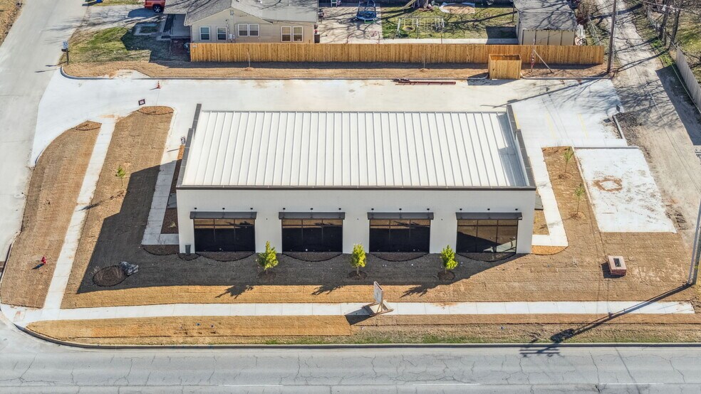 527 El Paso st, Broken Arrow, OK à vendre - Photo du bâtiment - Image 2 de 9