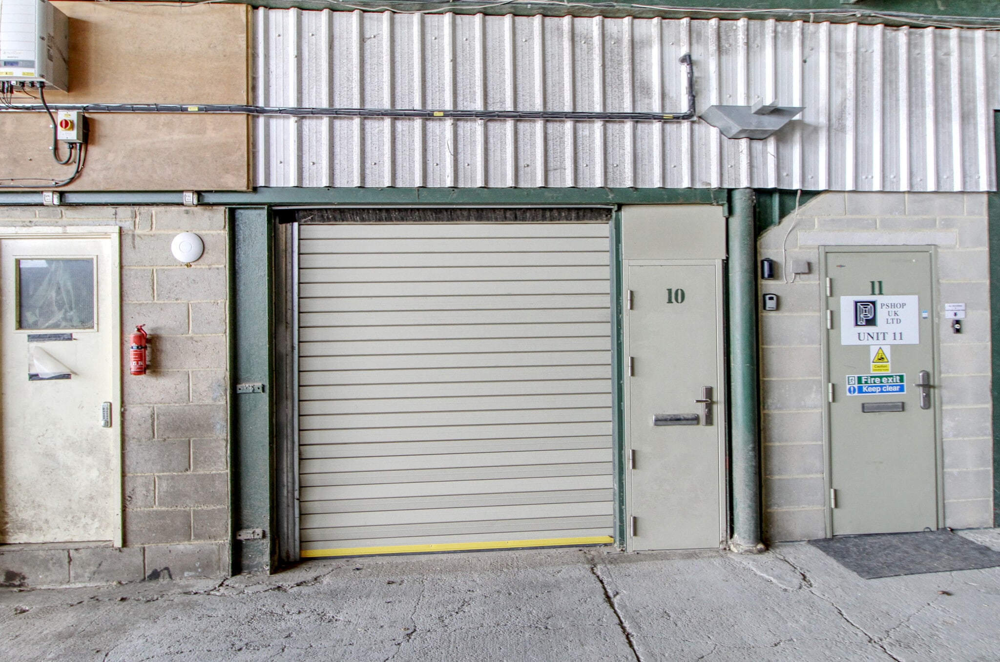 St Helena Ln, Plumpton Green for lease Building Photo- Image 1 of 2