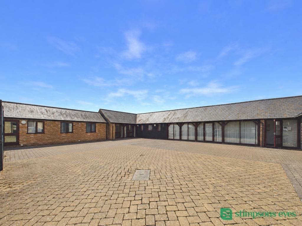 Luton Rd, Toddington for lease Primary Photo- Image 1 of 4