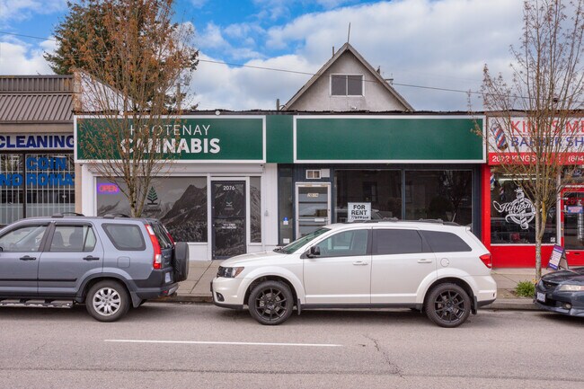 Plus de détails pour 2072-2076 Kingsway, Vancouver, BC - Industriel à louer