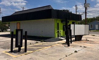 More details for 2423 Commercial Ave, San Antonio, TX - Retail for Lease