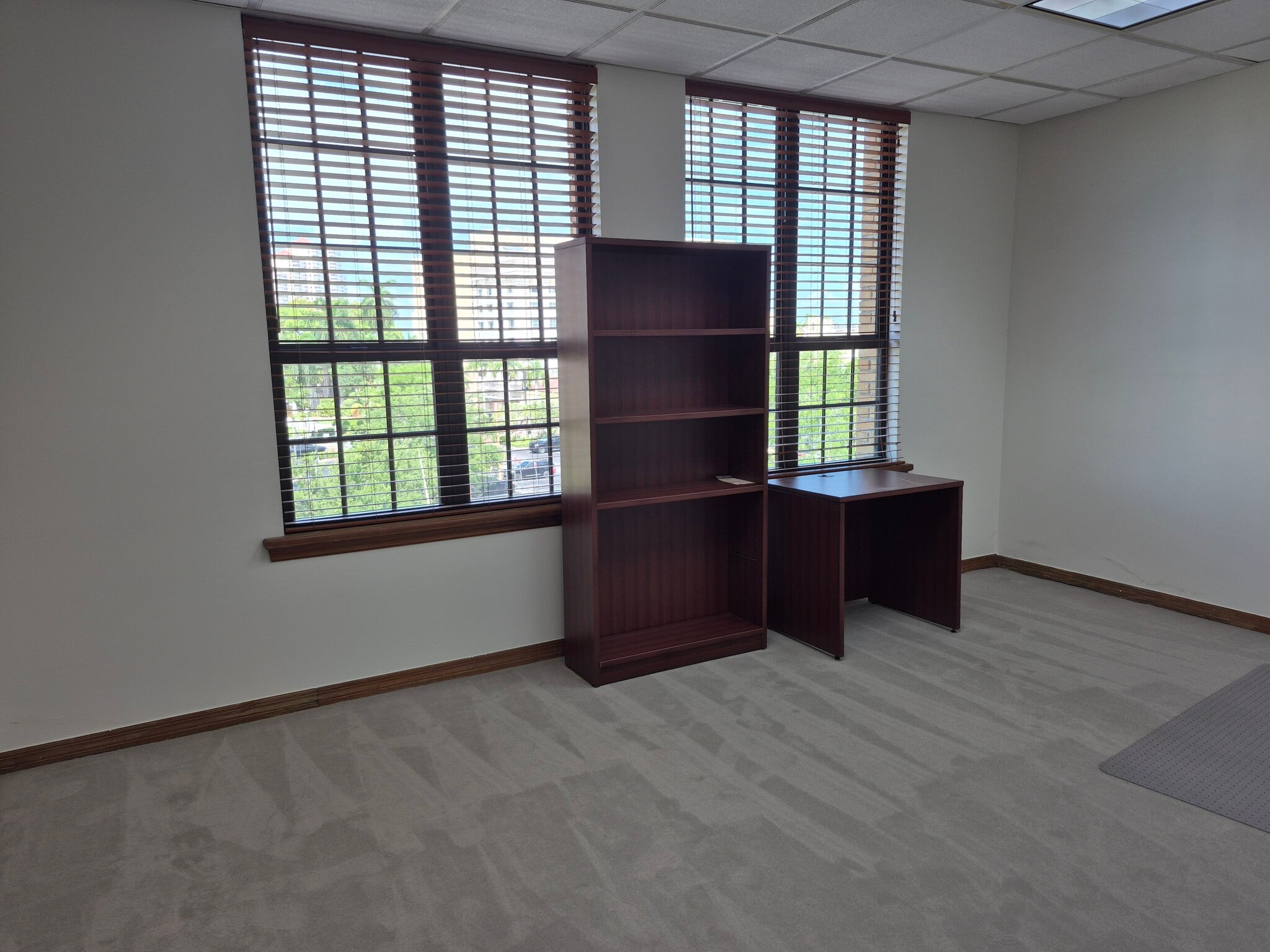 1625 Hendry St, Fort Myers, FL for lease Interior Photo- Image 1 of 14