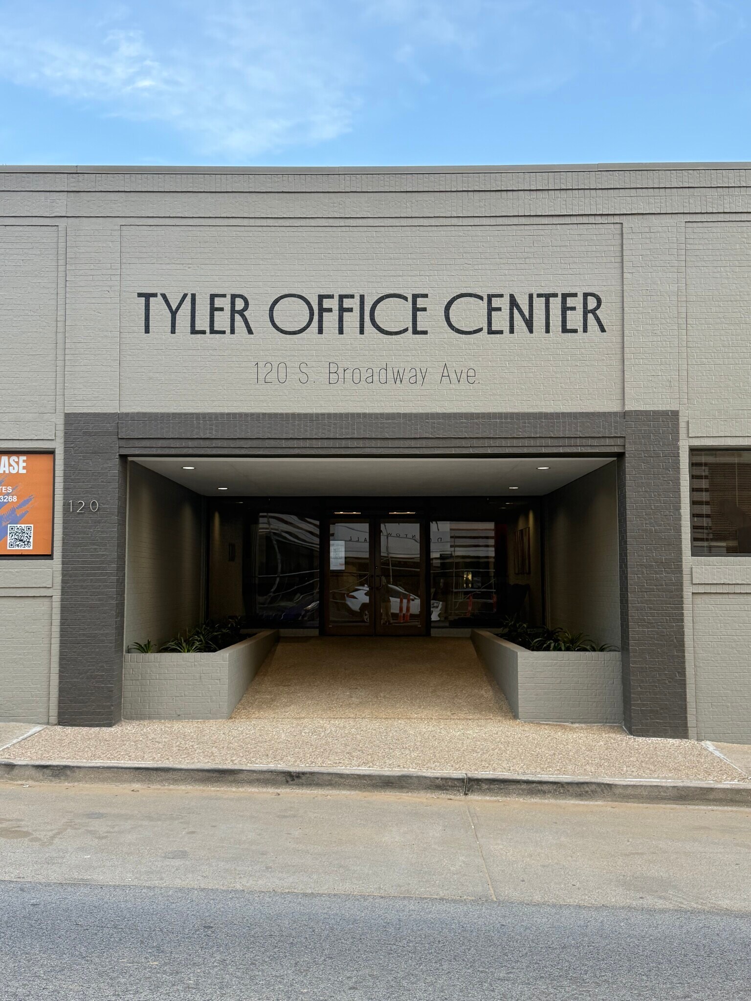 120 S Broadway Ave, Tyler, TX à louer Photo principale- Image 1 de 12