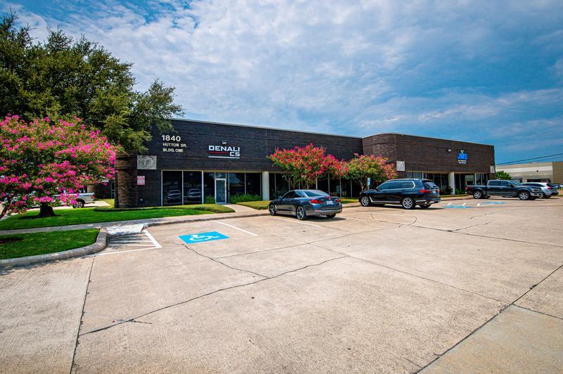 1313 Valwood Pky, Carrollton, TX for lease Building Photo- Image 1 of 1