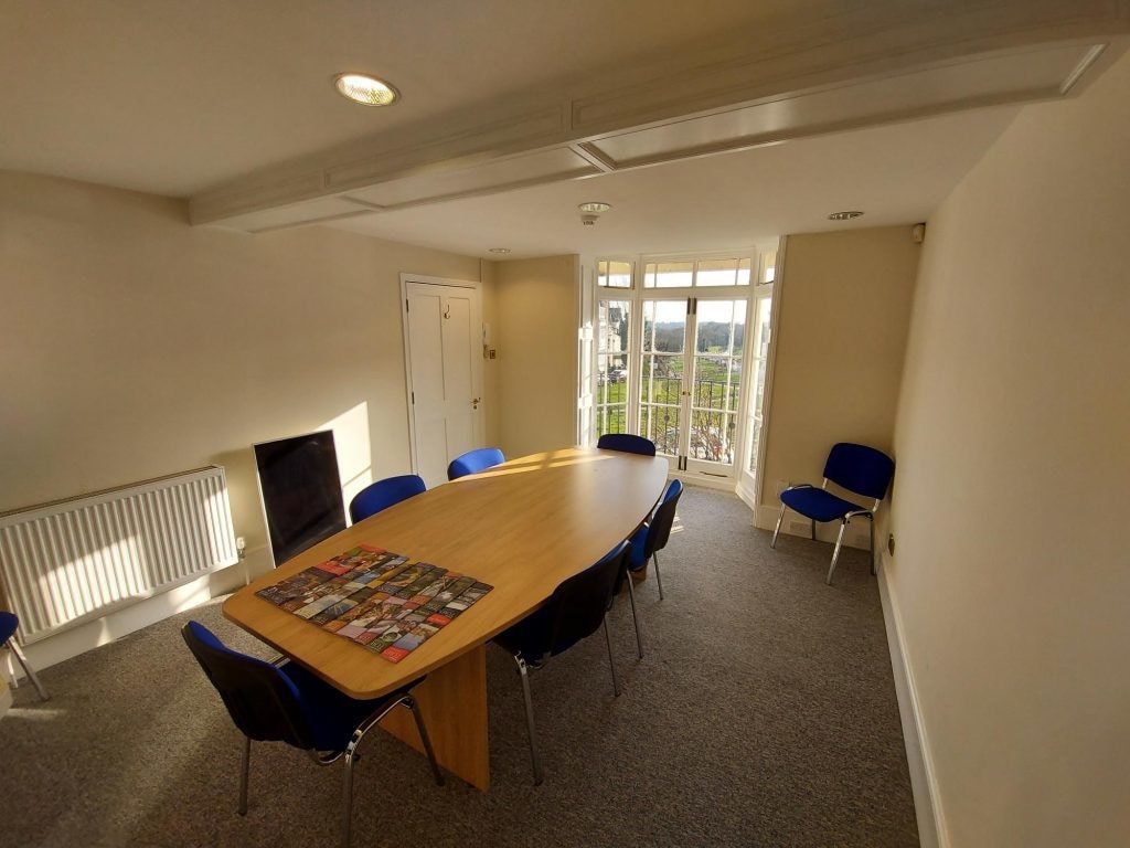 22 Mount Ephraim Rd, Tunbridge Wells for lease Interior Photo- Image 1 of 10