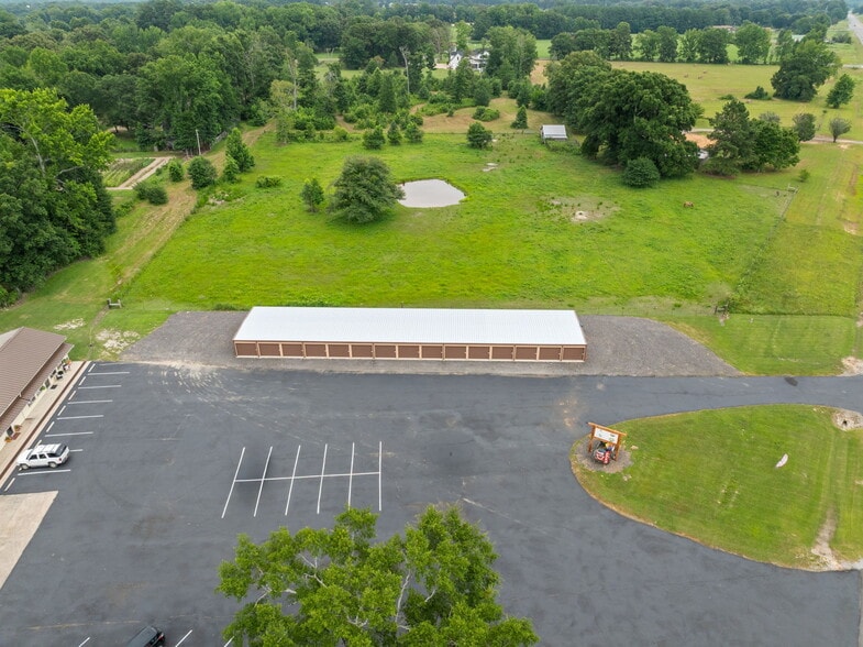 11070 Highway 20, Florence, AL for sale - Building Photo - Image 2 of 22