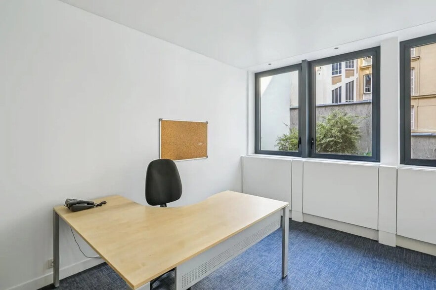 9 Rue De Téhéran, Paris à louer - Photo intérieure - Image 3 de 14