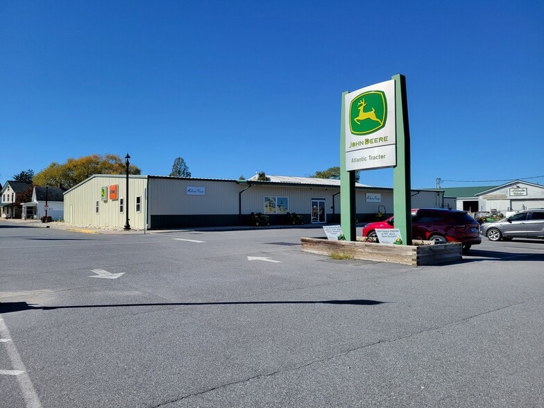 301 East St, Clayton, DE for sale - Building Photo - Image 3 of 17