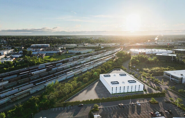 Plus de détails pour 3675 Av Des Grandes Tourelles, Boisbriand, QC - Industriel à louer