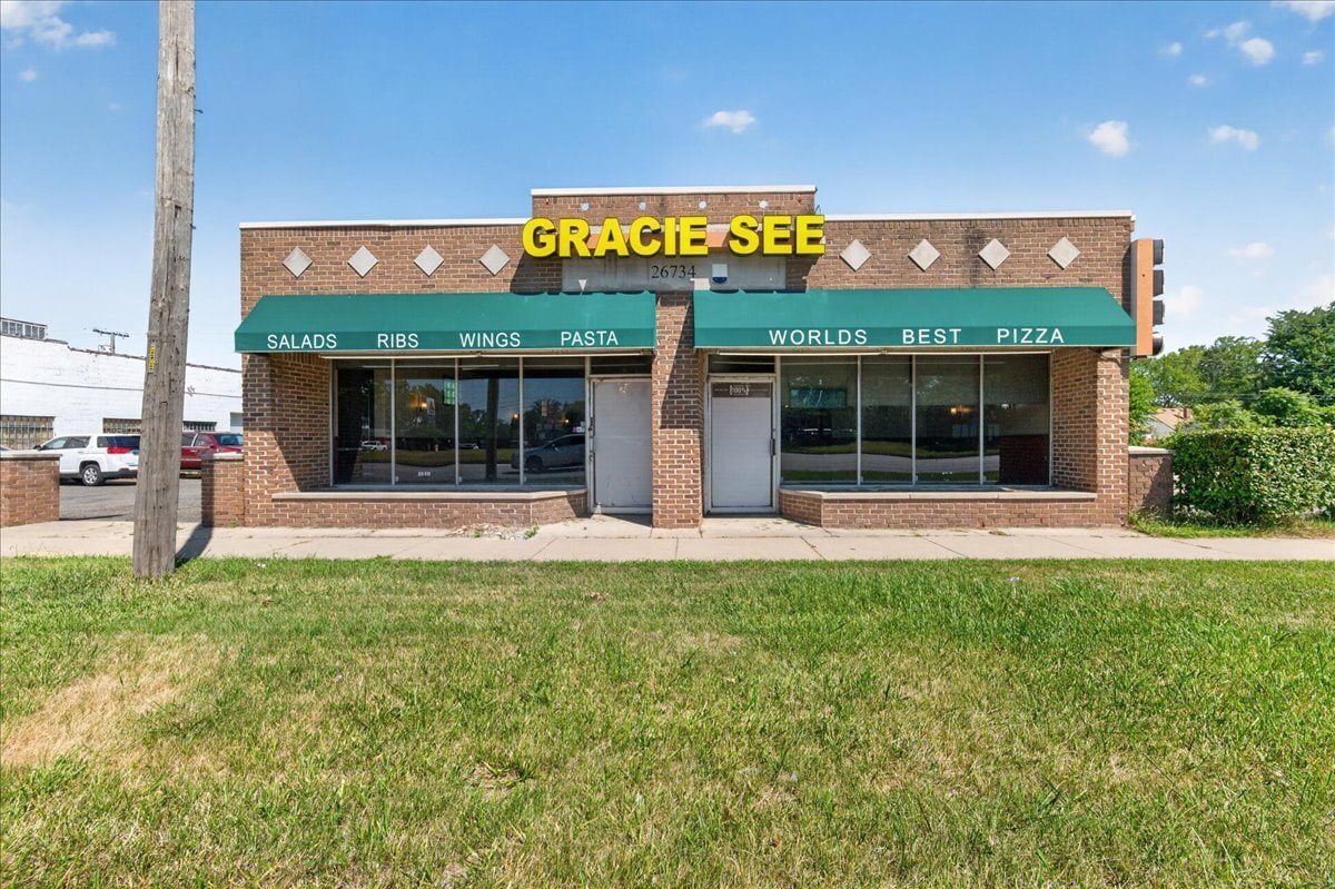 26734 Michigan Ave, Inkster, MI à vendre Photo du bâtiment- Image 1 de 46