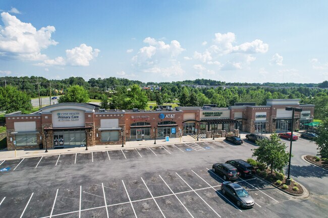 Plus de détails pour 3711 Elmsley Ct, Greensboro, NC - Commerce de détail à louer