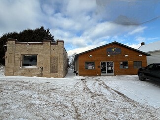 Plus de détails pour 516 Crystal Ave, Crystal Falls, MI - Commerce de détail à vendre