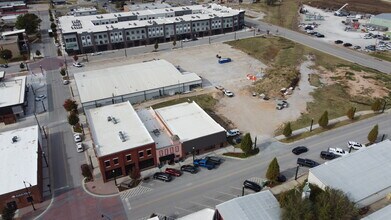200 N Armstrong St, Bixby, OK - Aérien  Vue de la carte - Image1