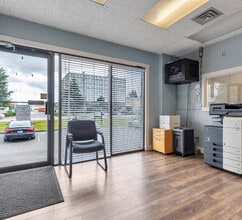 13900-13980 Bridgeport Rd, Richmond, BC for lease Interior Photo- Image 1 of 5