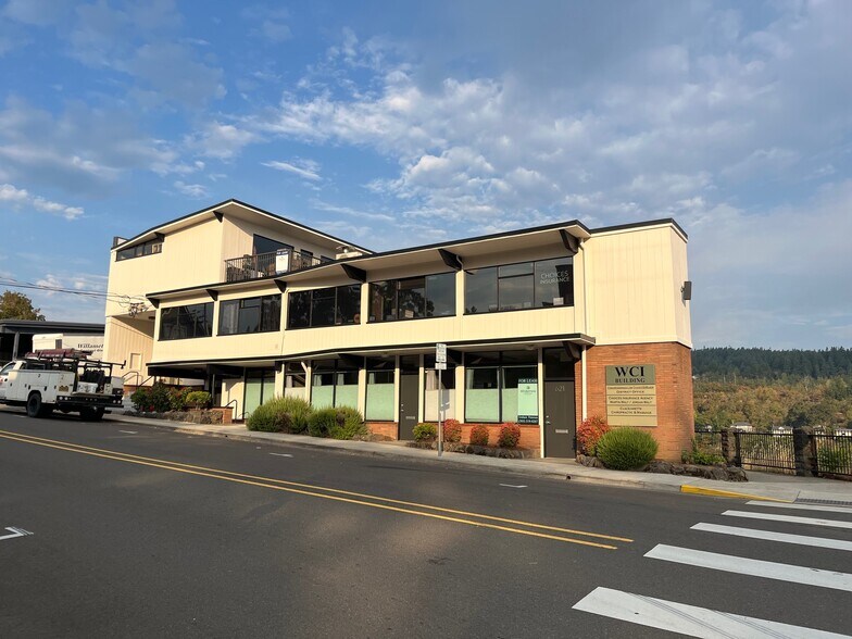 617 High St, Oregon City, OR à louer - Photo du bâtiment - Image 2 de 4