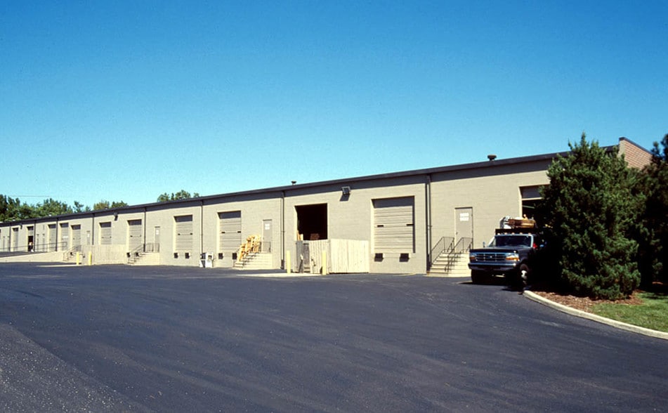 9800-9822 Pflumm Rd, Lenexa, KS for lease - Other - Image 2 of 12