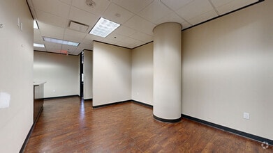 6655 Travis St, Houston, TX à louer Numérisation 3D de Matterport- Image 2 de 12