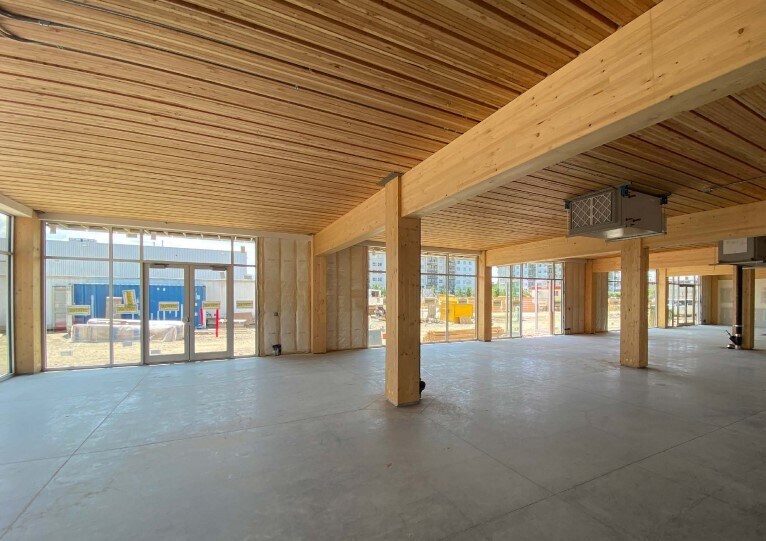 750 Vaughan Av, Kelowna, BC à louer - Photo intérieure - Image 2 de 3