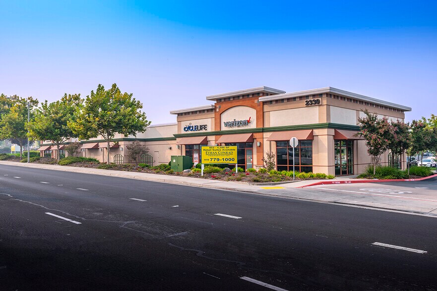 2320-2340 Sunset Blvd, Rocklin, CA à louer - Photo du bâtiment - Image 2 de 9