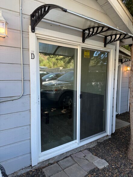 17035 Sierra Hwy, Santa Clarita, CA à louer - Photo du bâtiment - Image 1 de 3