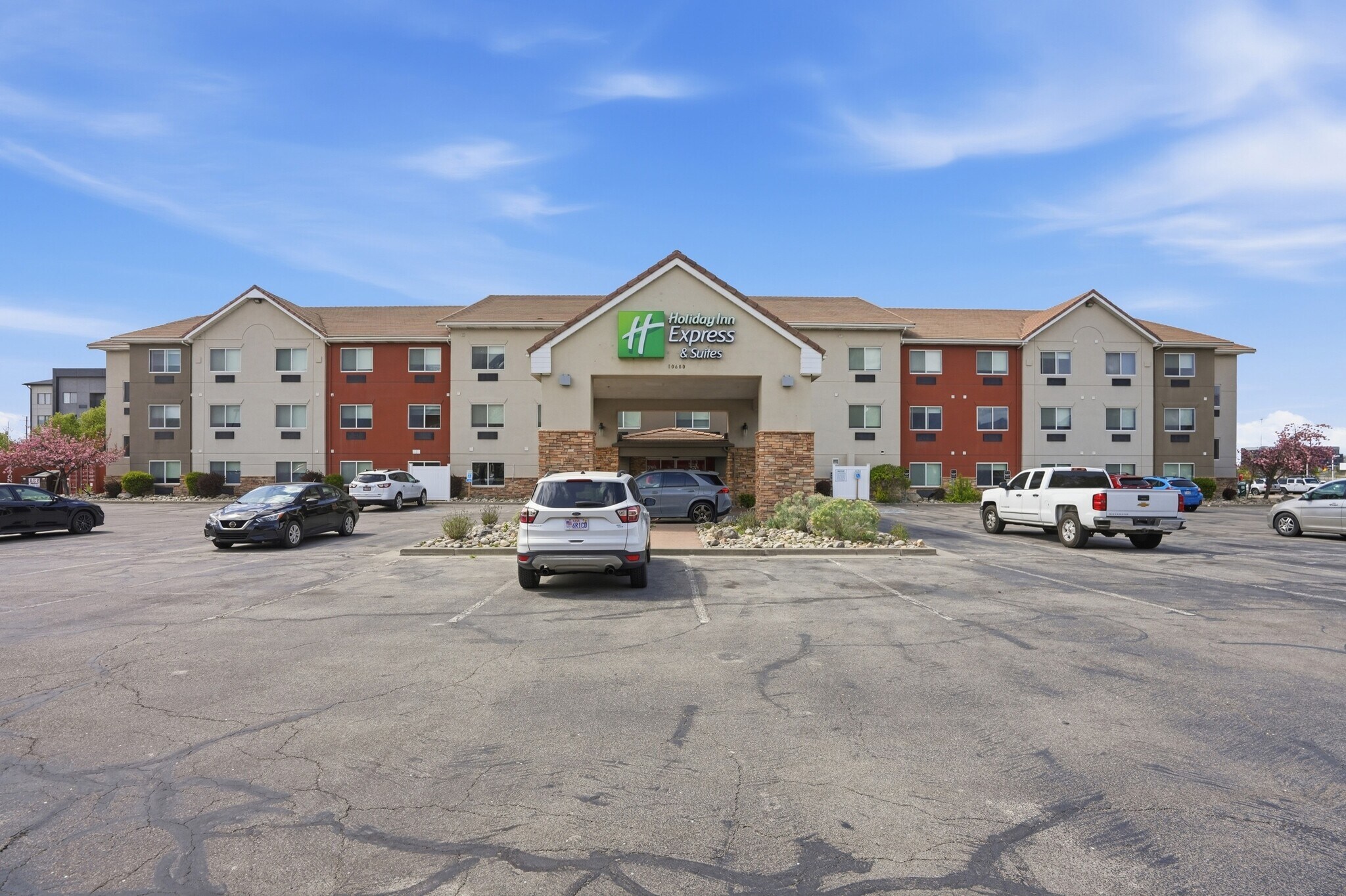 10680 S Auto Mall Dr, Sandy, UT à vendre Photo principale- Image 1 de 45