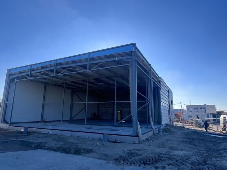 Flex dans Bassens à louer - Photo du bâtiment - Image 3 de 10