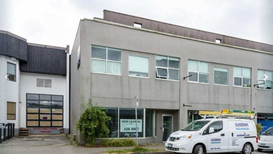 386-390 W 8th Ave, Vancouver, BC for lease - Building Photo - Image 2 of 4