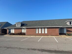 5162 E Stop 11 Rd, Indianapolis, IN à louer Photo intérieure- Image 1 de 15