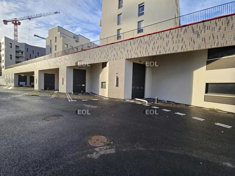 Industrial in Ivry-sur-Seine for lease - Building Photo - Image 1 of 14