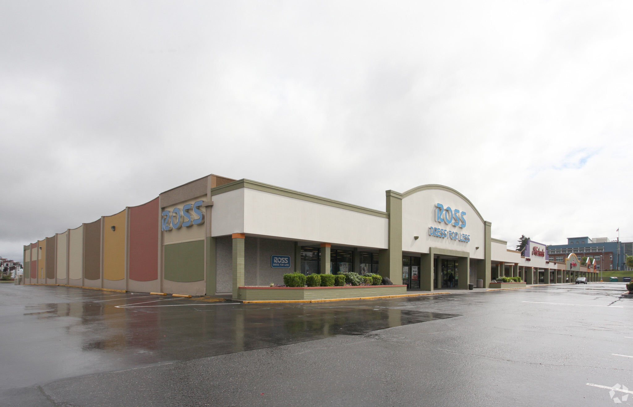 2909-2951 S 38th St, Tacoma, WA for lease Building Photo- Image 1 of 9