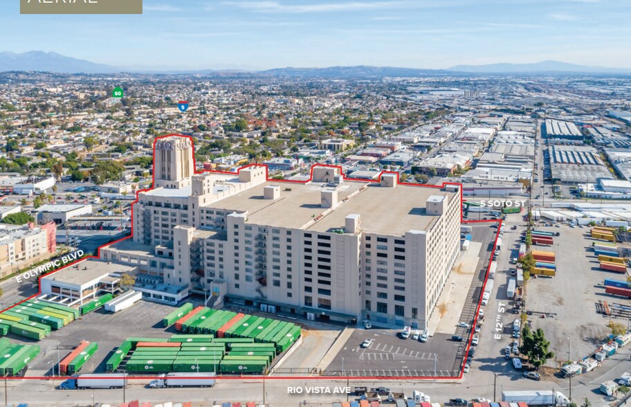 2650 E Olympic Blvd, Los Angeles, CA à louer - Photo du bâtiment - Image 3 de 13