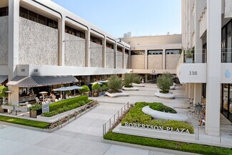 Plus de détails pour 116-120 N Robertson Blvd, West Hollywood, CA - Commerce de détail à louer