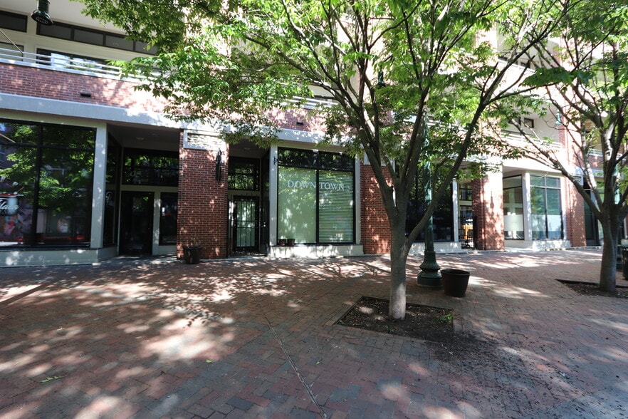 95 S Main St, Memphis, TN for lease - Building Photo - Image 3 of 75