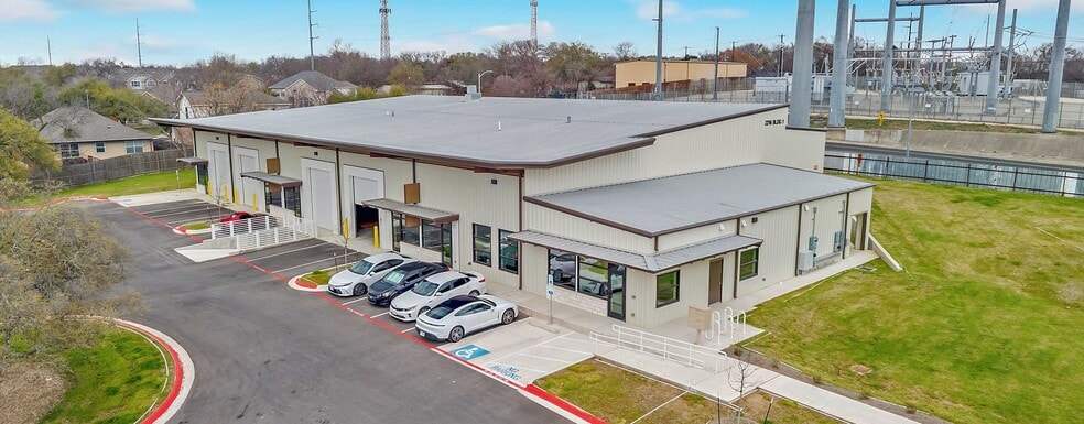 2216 Avenue N, Austin, TX for lease - Building Photo - Image 3 of 8